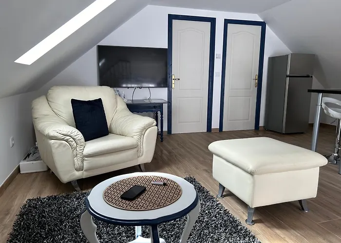 Konukevi O Cantinho Da Cotovia *